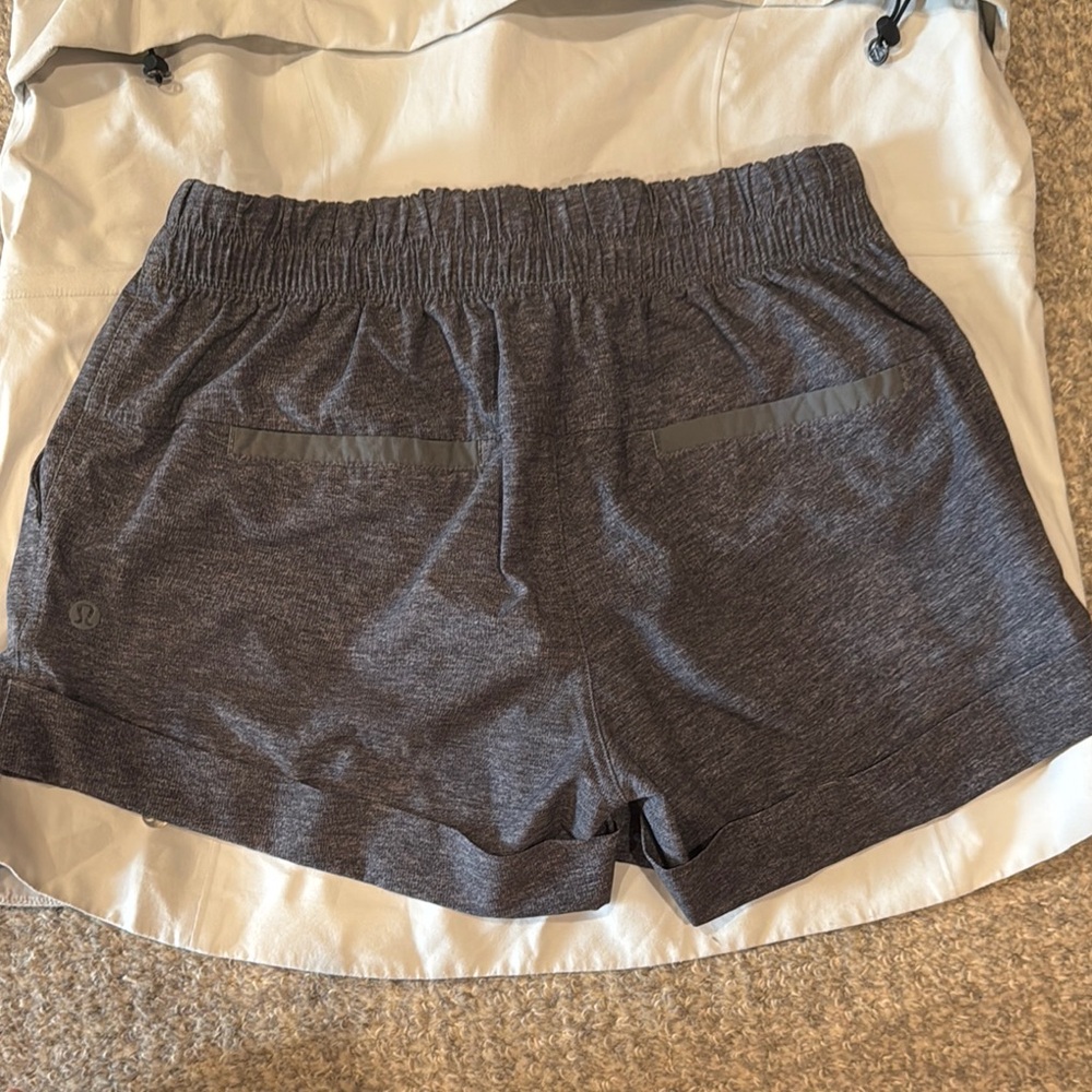 lululemon athletica Gray Athletic Shorts Lightweight Elastic Waist